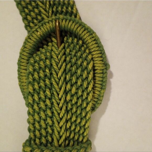 Green and Yellow woven belt - Picture 10 of 11